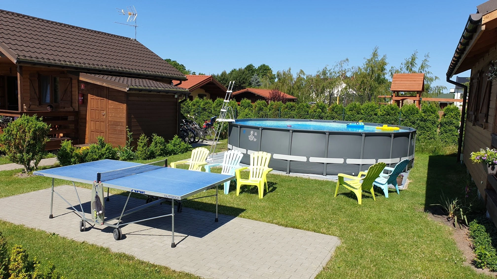 Basen w domkach Maciejka